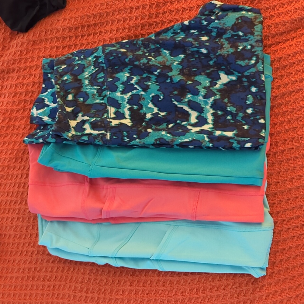 Capri Legging Bundle - image 1